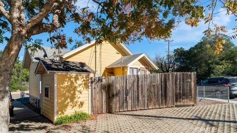 Tiny photo for 791 Pepper St, San Luis Obispo, CA 93401 (MLS # SC25247731)