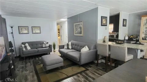 MLS: SR26145278