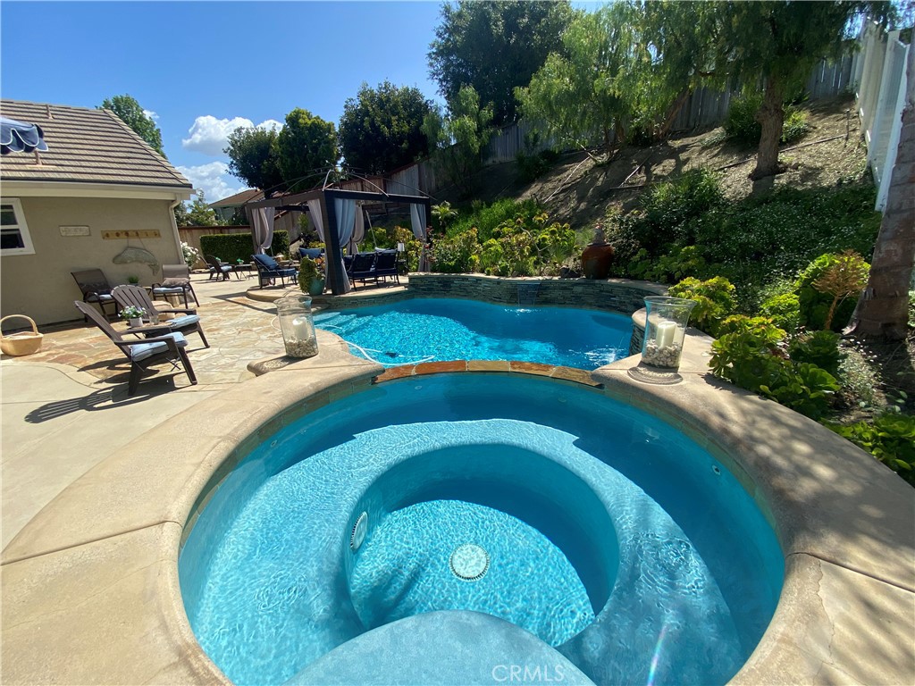 25662 Cresta Loma
