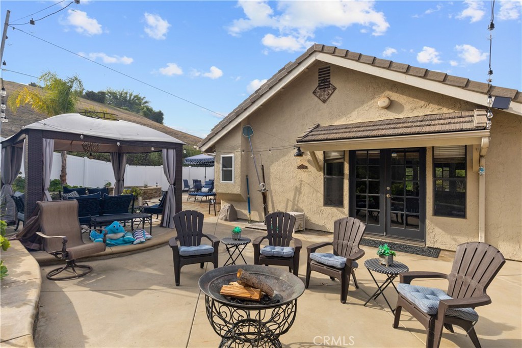 25662 Cresta Loma
