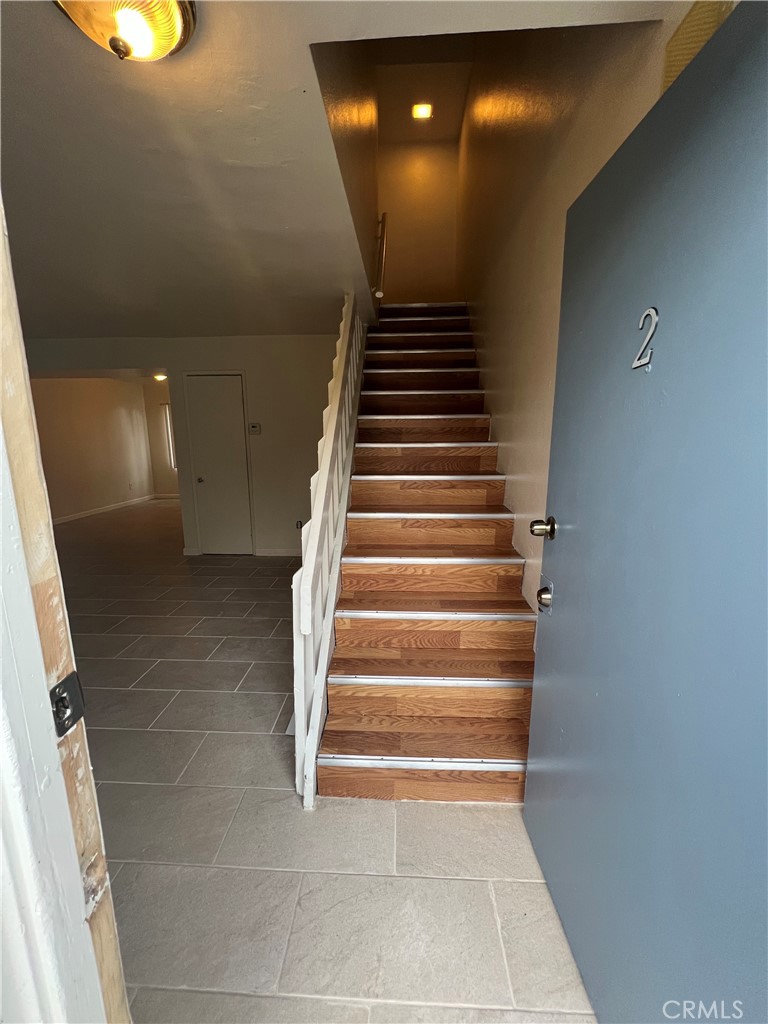 A 3 bedroom 2 bath apartment that comes with two parking spaces in close proximity to Long Beach City College. One of the bedrooms is an on-suite with bathroom and closet. Secure entrances in both front and back of the property allows for easy access. Kitchen, bathroom and living space has been upgraded in the recent past. This is a Triplex so there are two other occupied units. Unit will be ready to view and available for immediate move in on September 1st. Open house will be Sunday August 31st from 4-6pm. Applicants must have a credit score of at least 650 with no previous evictions and a clean criminal background history.