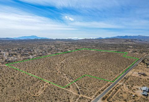 Photo of 0 Aberdeen Drive, Yucca Valley, CA 92284 (MLS # 219149829PS)