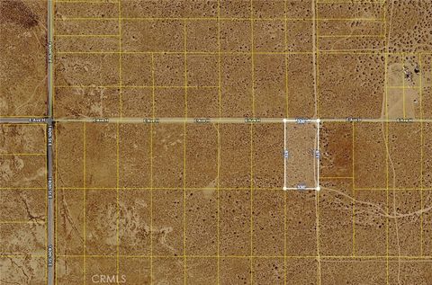 Photo of 14400 E Avenue H, Lancaster, CA 93535 (MLS # SR26034274)