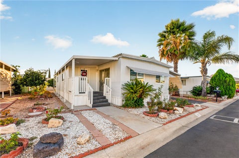Photo of 3700 BUCHANAN ST, Riverside, CA 92503 (MLS # IV26196821)