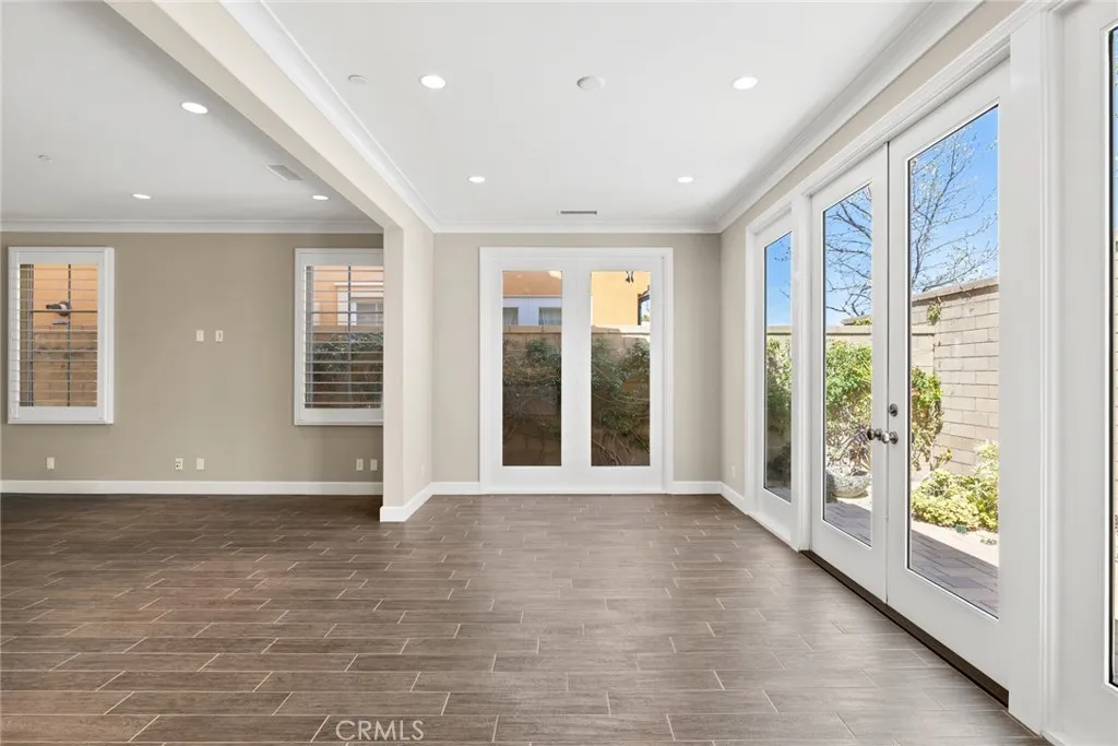 Irvine, California 92618, United States, 4 Bedrooms Bedrooms, ,4 BathroomsBathrooms,Residential,Active,189008