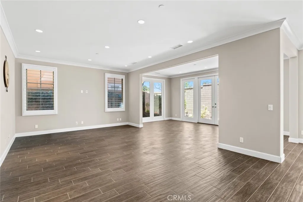 Irvine, California 92618, United States, 4 Bedrooms Bedrooms, ,4 BathroomsBathrooms,Residential,Active,189008