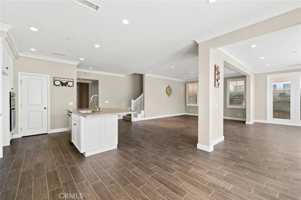 Irvine, California 92618, United States, 4 Bedrooms Bedrooms, ,4 BathroomsBathrooms,Residential,Active,189008