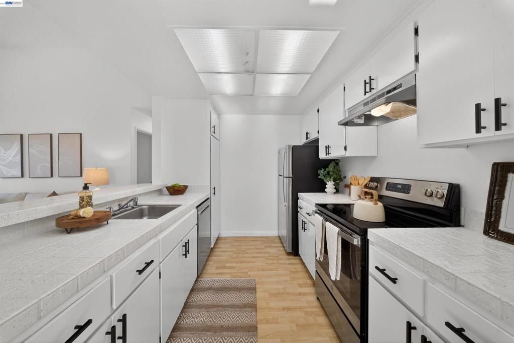 Photo of 35088 Lido Blvd Blvd #K, Newark, CA 94560 (MLS # 41126926)