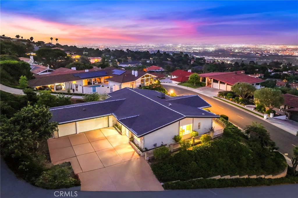 29805 Knoll View Drive
