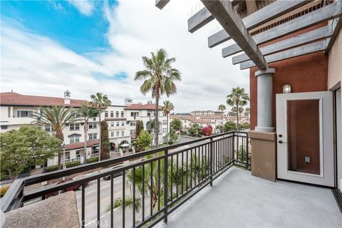 6020 Seabluff Drive 421 Playa Vista CA 90094