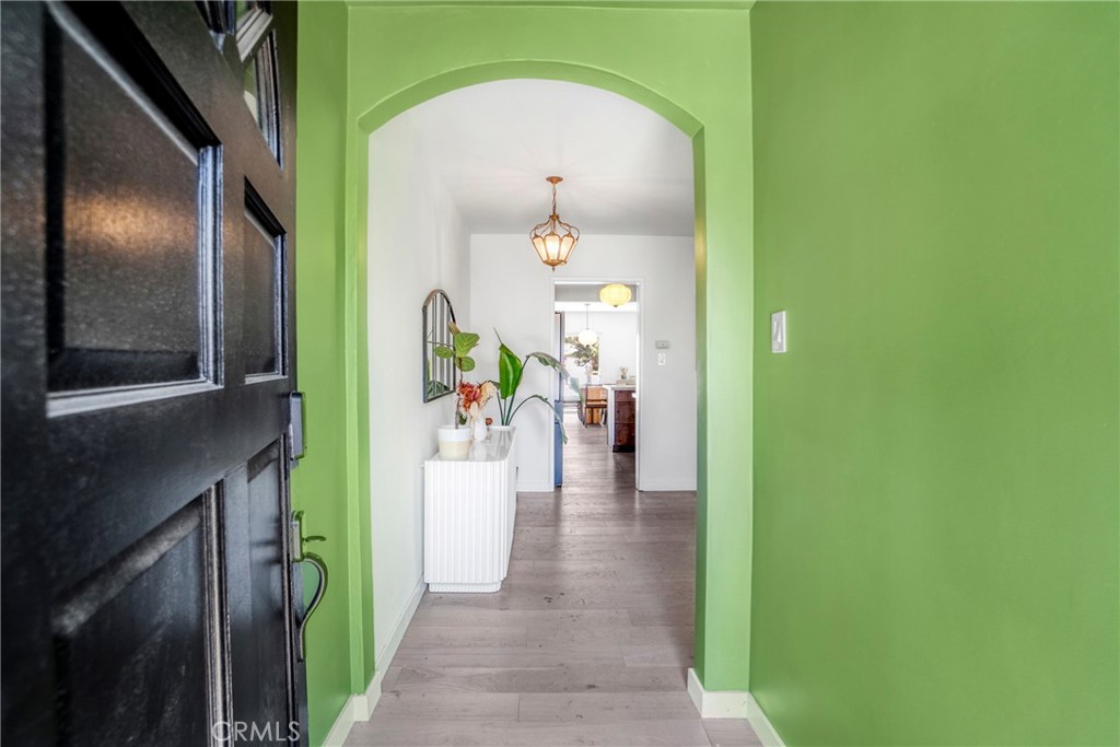 5467 W 76th Street