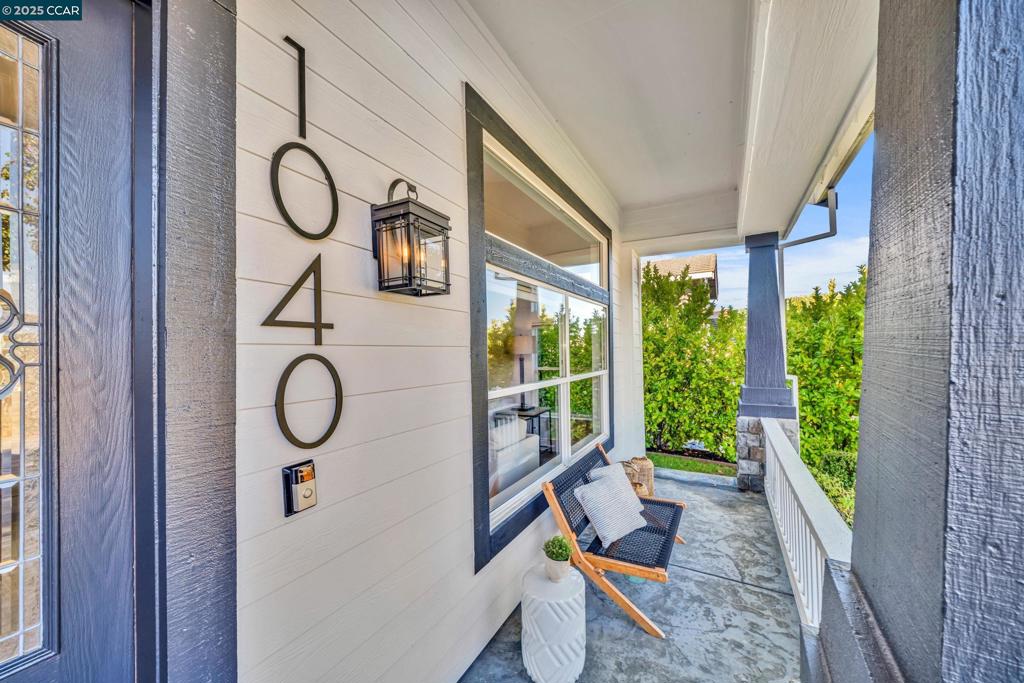 PEACOCK CREEK - Residential