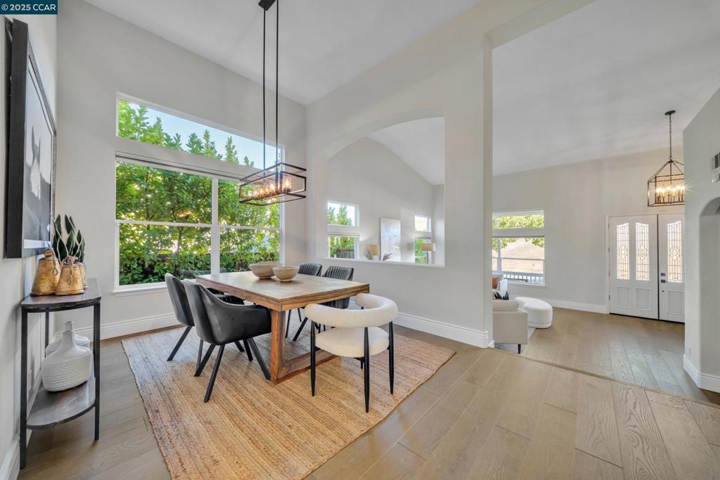 PEACOCK CREEK - Residential