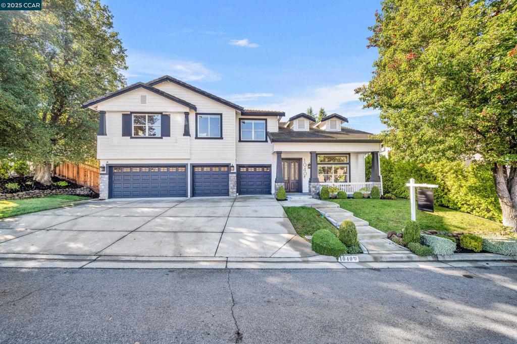 PEACOCK CREEK - Residential