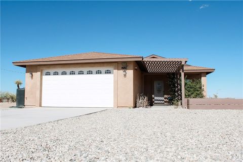 Photo of 1381 Soledad AVE, Landers, CA 92285 (MLS # JT26122550)