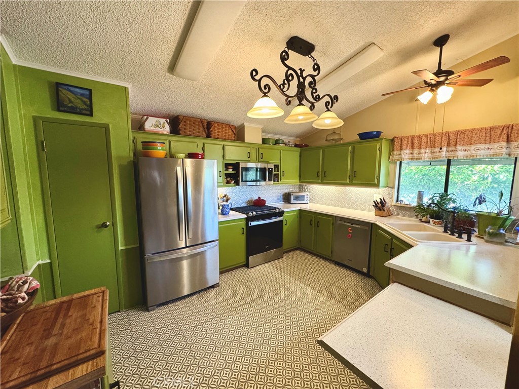2230 Lake Park 207