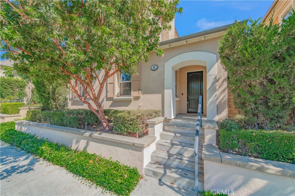 83 Twin Gables