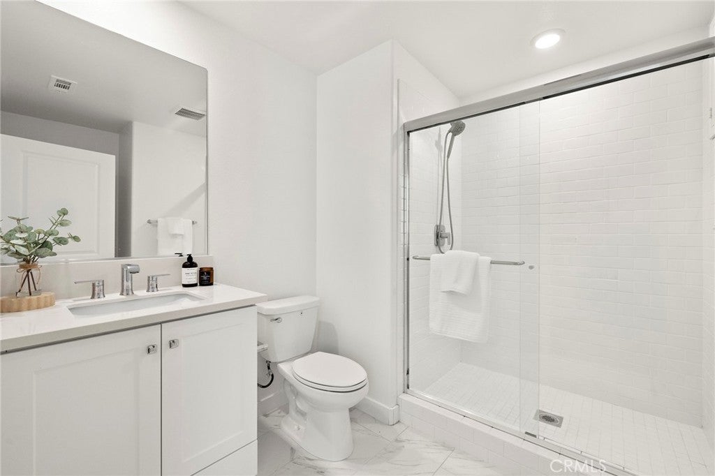 259 Lynx, Irvine CA 92618 - Photo 16