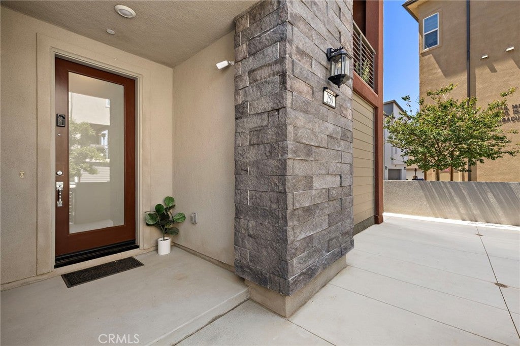 259 Lynx, Irvine CA 92618 - Photo 9