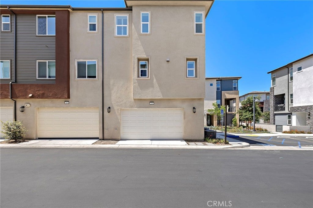 259 Lynx, Irvine CA 92618 - Photo 12