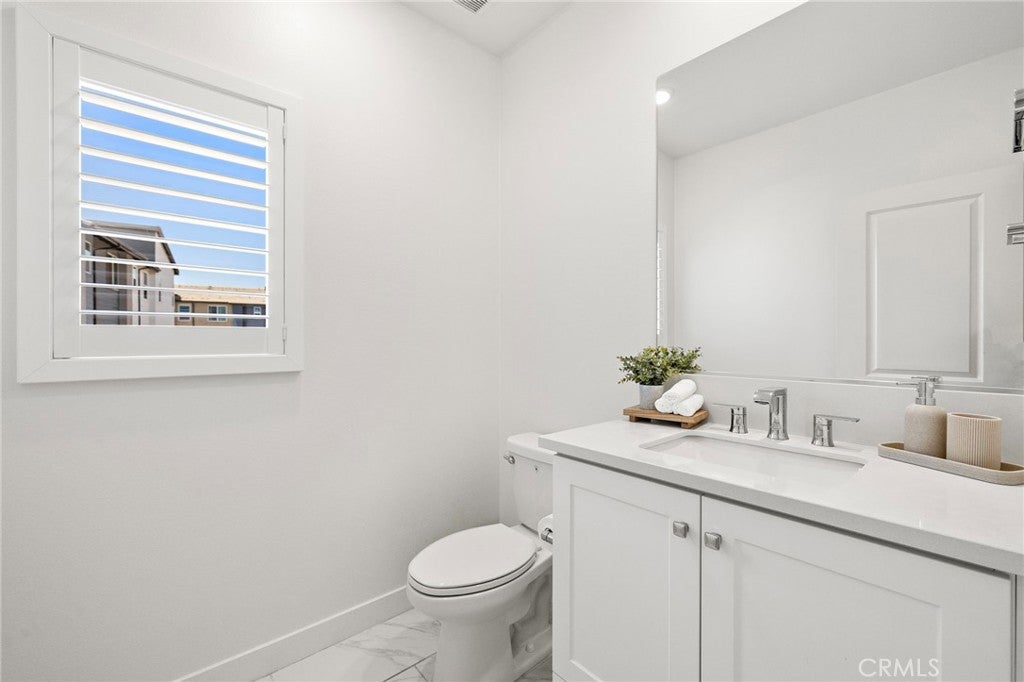 259 Lynx, Irvine CA 92618 - Photo 35