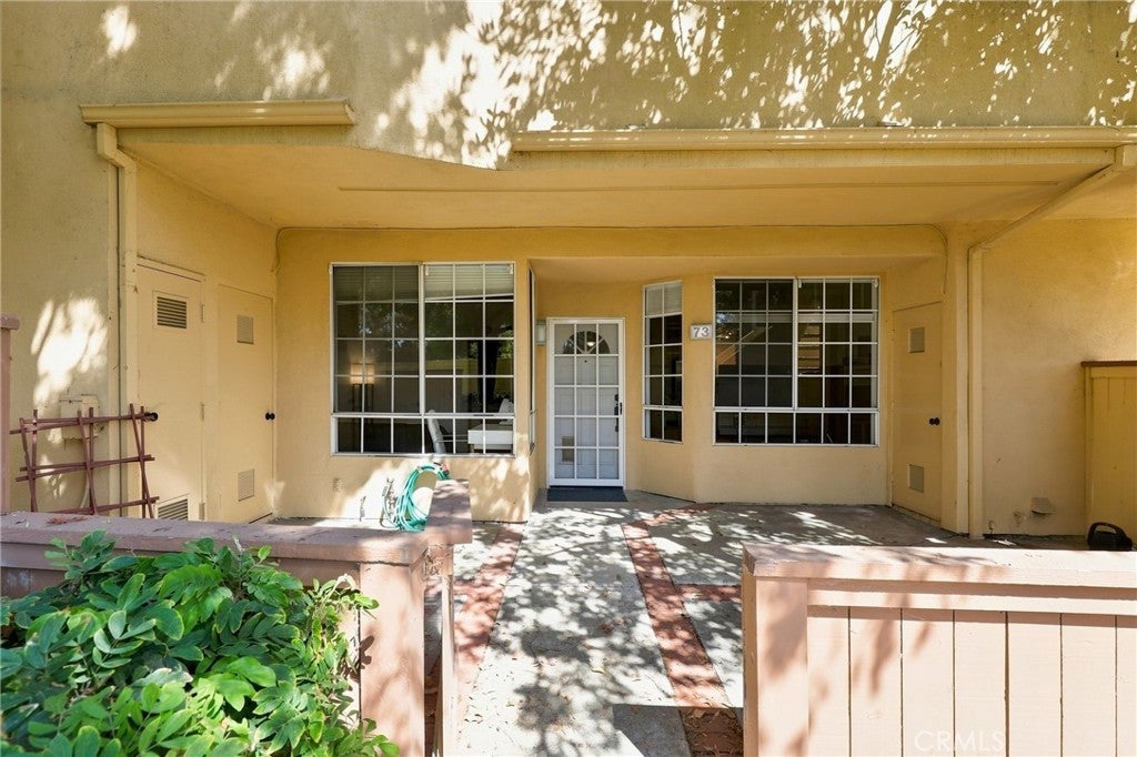 73 Alberti Aisle, Irvine CA 92614