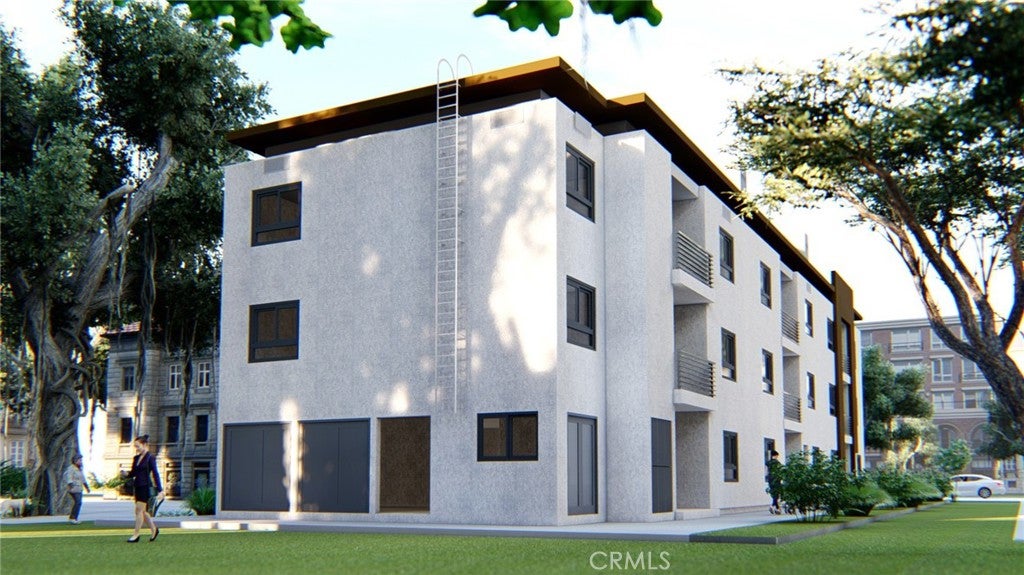 335 N Soto