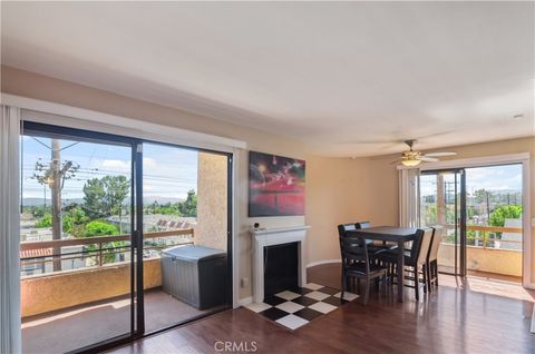 Photo of 8710 Independence Avenue #301, Canoga Park, CA 91304 (MLS # SR26035427)