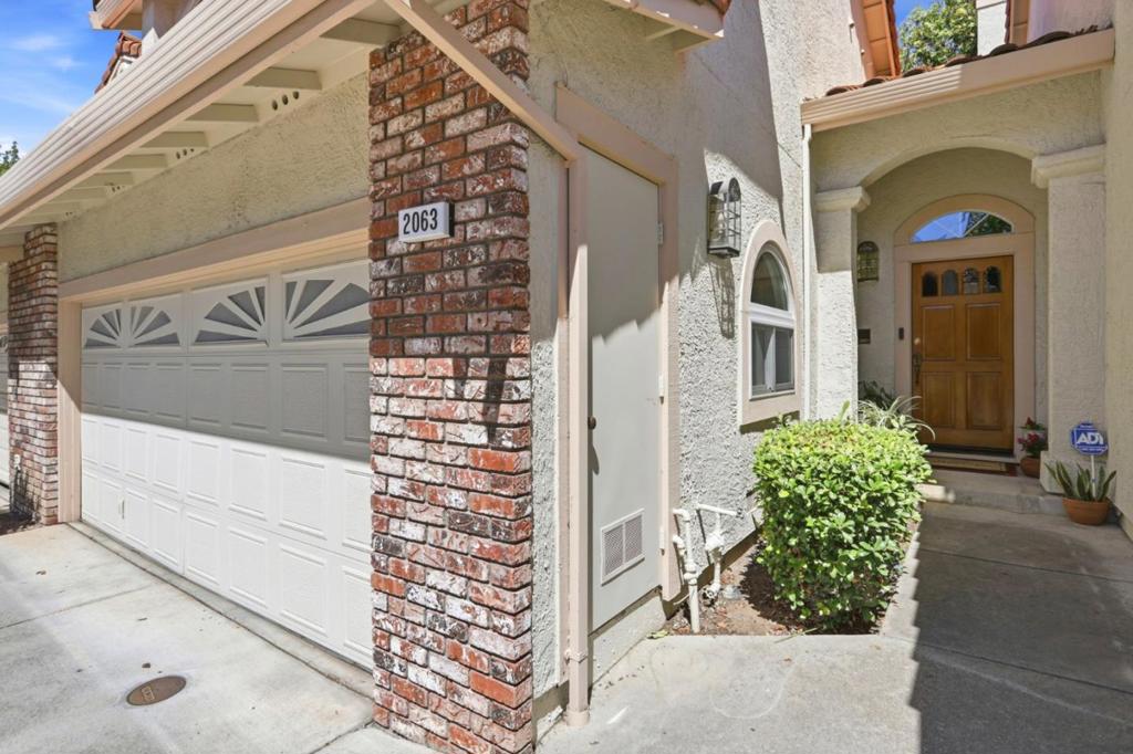 2063 Calle Mesa Alta