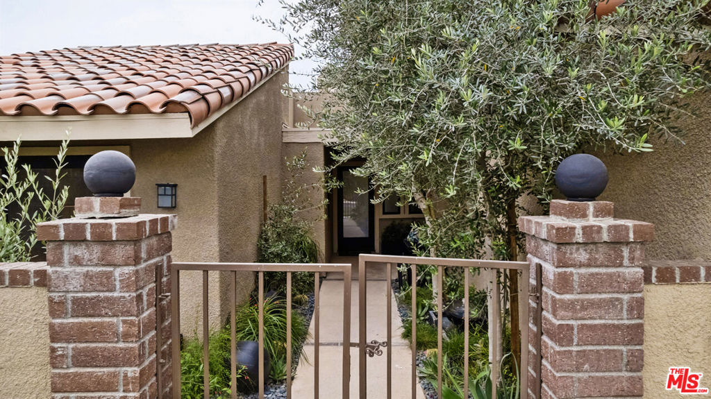 13 Tennis Club Drive