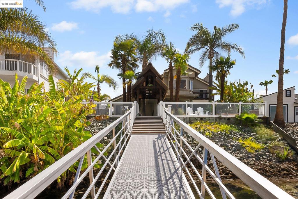 DEEP WATER - Residential