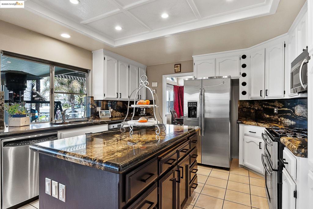 DEEP WATER - Residential