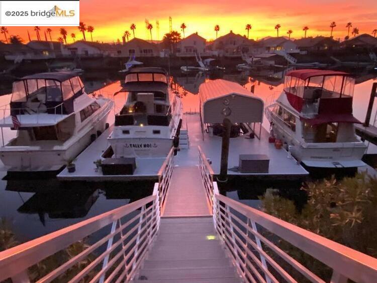 DEEP WATER - Residential