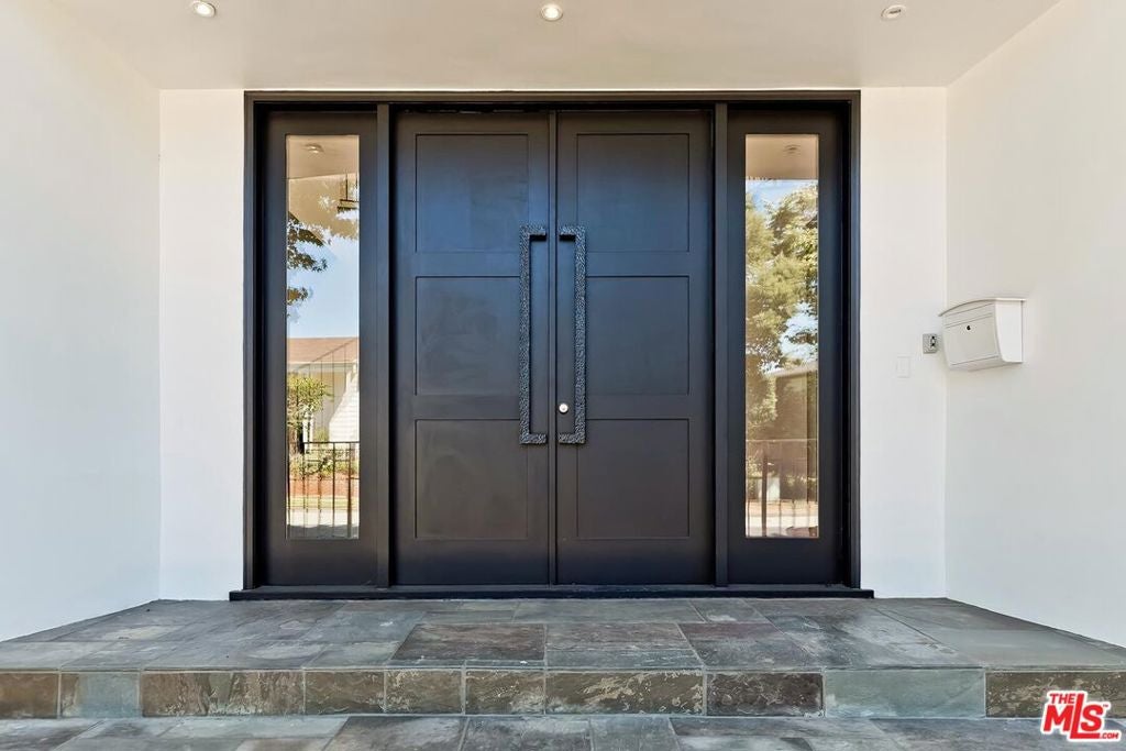 2890 Forrester Drive