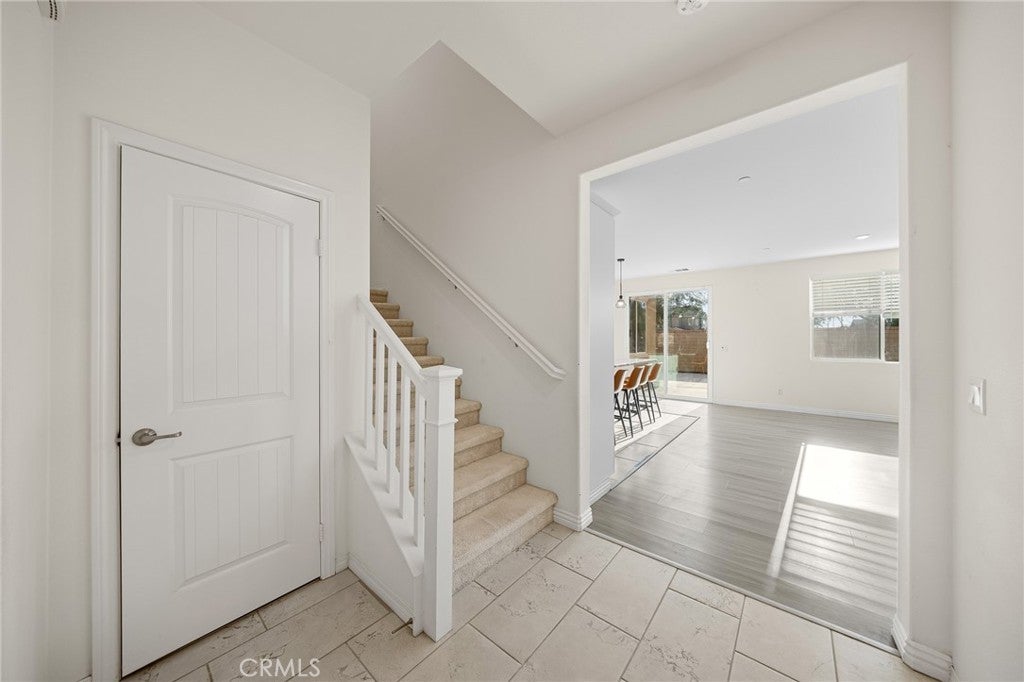 4050 S Bowery pl