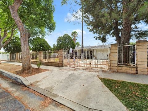 2247 W Court San Bernardino CA 92410