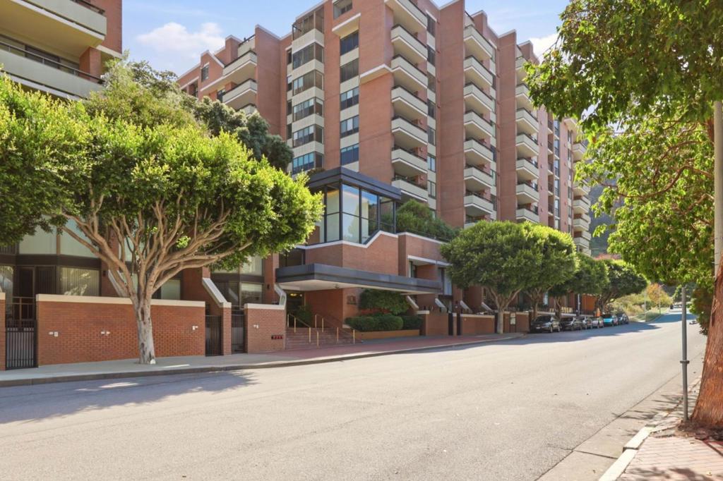 101 Lombard Street 201E, San Francisco CA 94111