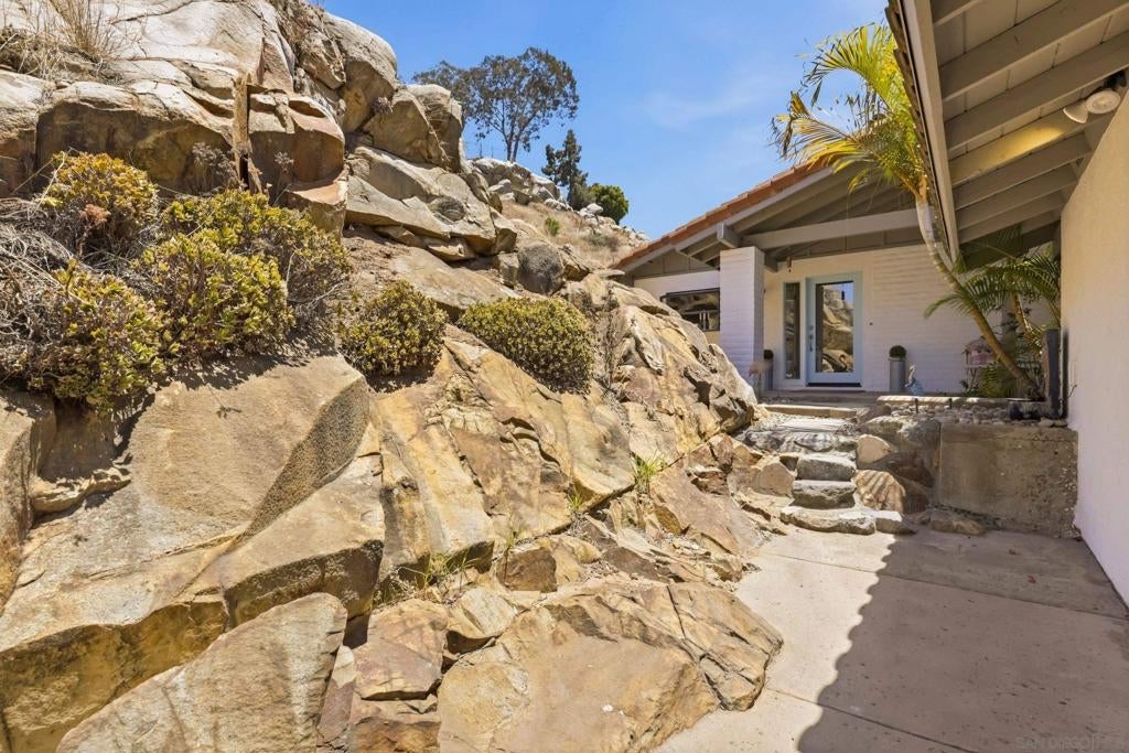 1504 Merritt Drive