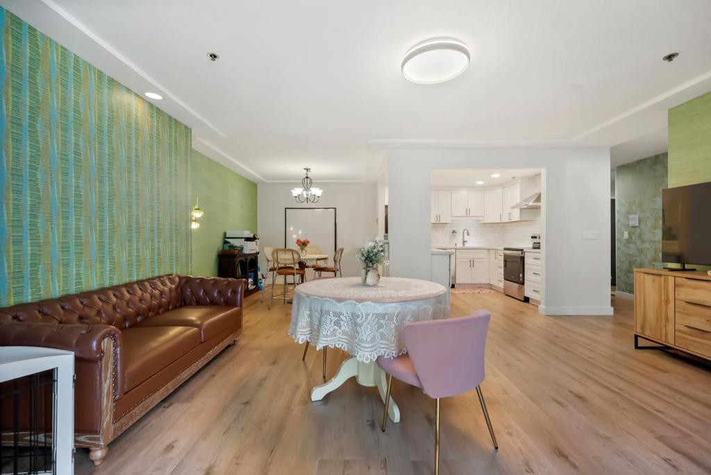 496 W Charleston Road 302
