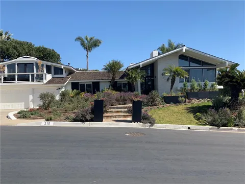 MLS: OC26085319