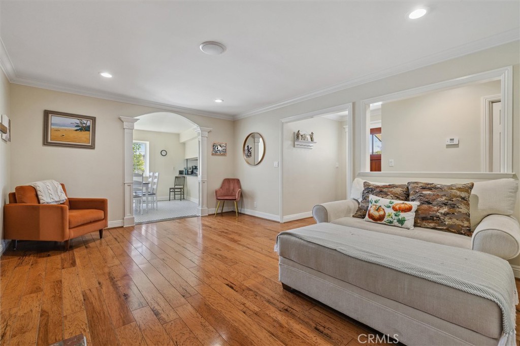 4441 Niantic Place