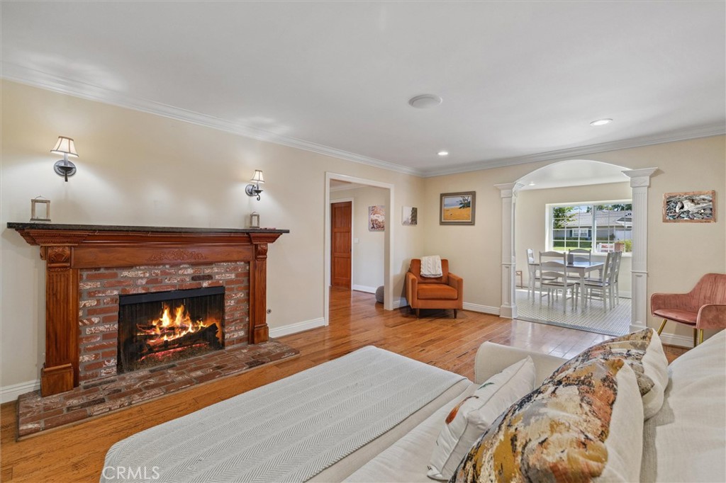 4441 Niantic Place