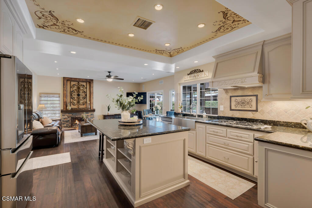 Bridle Path (New)-316 - 316 - Residential