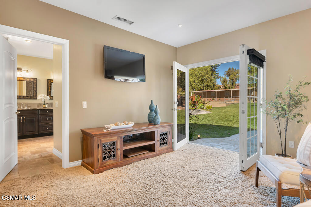 Bridle Path (New)-316 - 316 - Residential