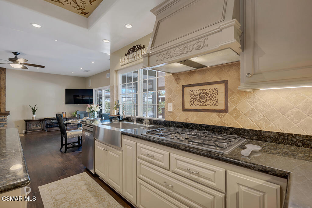 Bridle Path (New)-316 - 316 - Residential