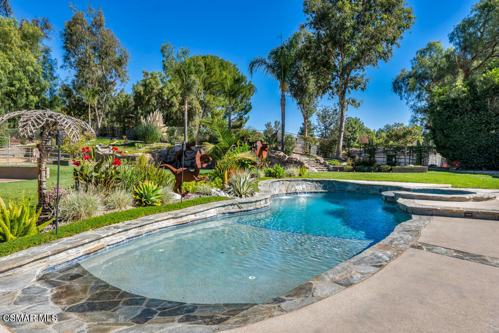 Bridle Path (New)-316 - 316 - Residential