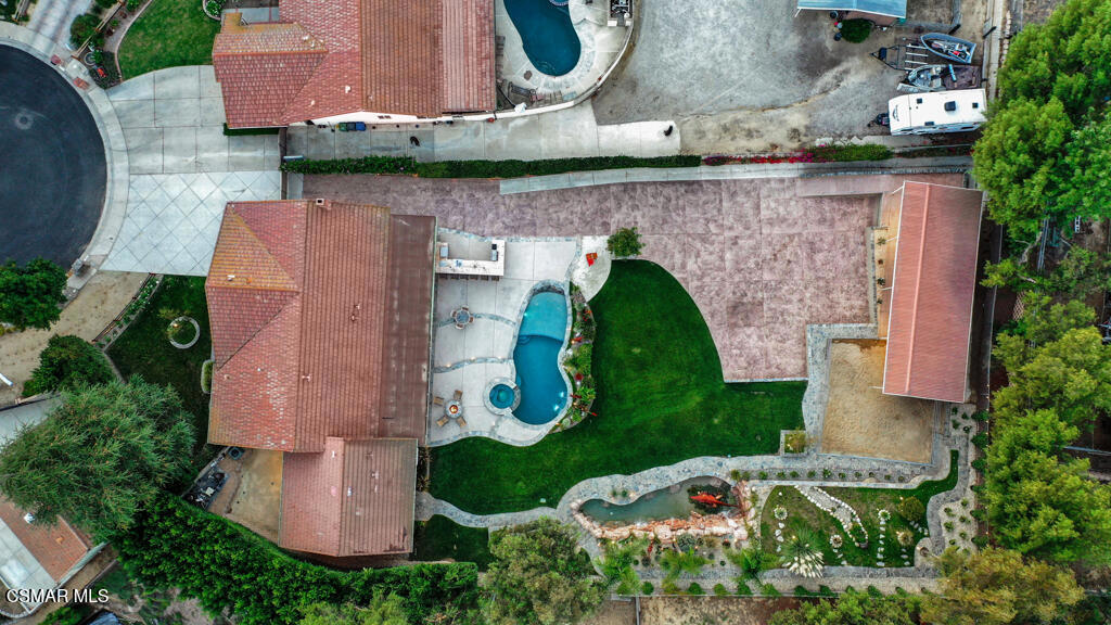 Bridle Path (New)-316 - 316 - Residential