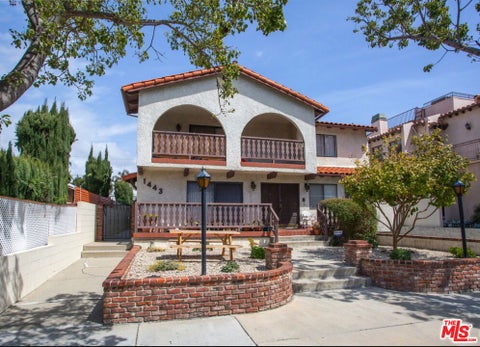 Photo of 1443 25th Street #4, Santa Monica, CA 90404 (MLS # 26864641)