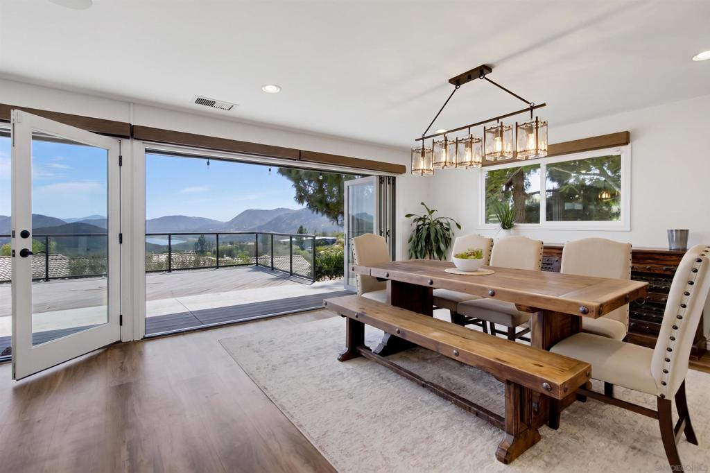 2450 Vista Lago Ter