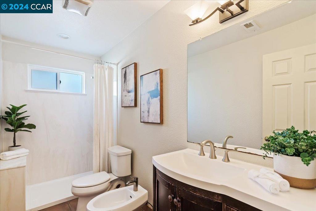 WALNUT LANDS - Residential